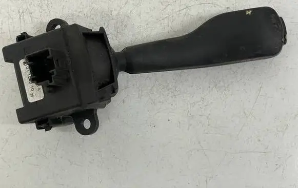 BMW X5 E53 Indicator stalk 8363668K 0110401025
