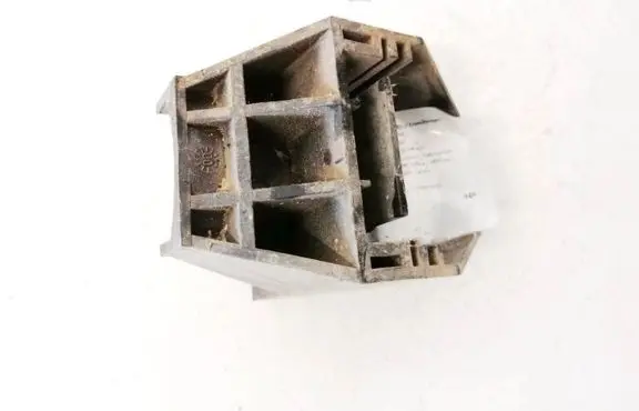 BMW 3 E46 Radiator mount bracket 