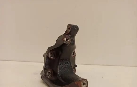 Audi A4 S4 B5 8D Engine mounting bracket 04L131159C