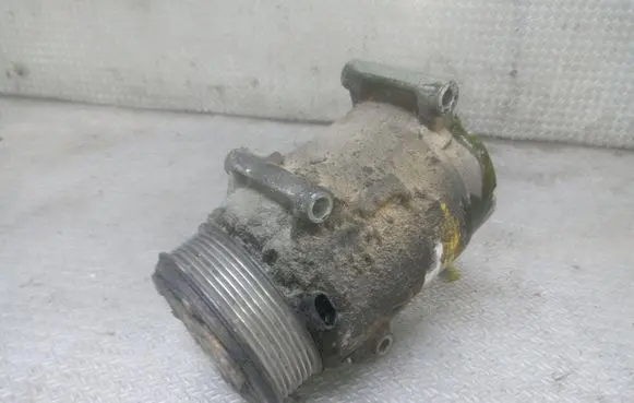Renault Espace - Grand espace IV Air conditioning (A/C) compressor (pump) 8200067915 01139509