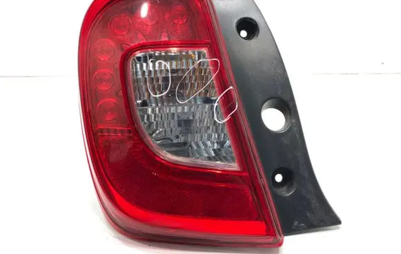 Rear/tail lights