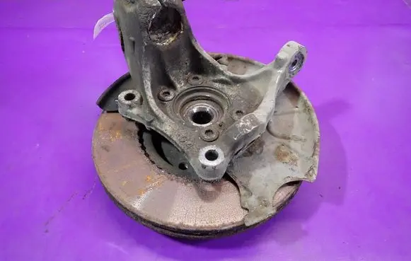 Volkswagen PASSAT B6 Front wheel hub spindle knuckle