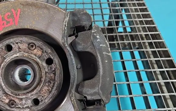 Peugeot 2008 I Front brake caliper IMPRK1597336