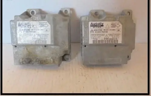 Citroen C4 Grand Picasso Airbag control unit/module 9658137980
