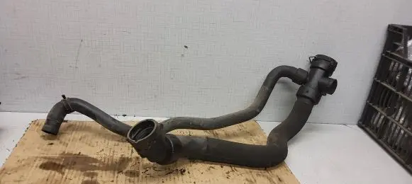 Audi A4 S4 B6 8E 8H Engine coolant pipe/hose