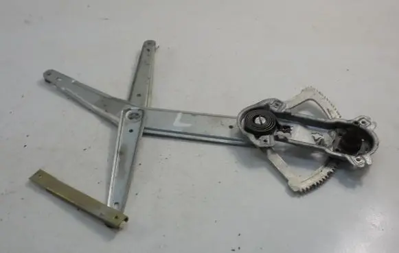 AMC Rambler Front door manual window regulator 