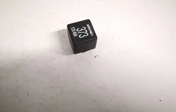 Audi A8 S8 D3 4E Other relay 8e0951253a