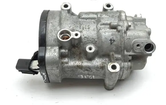 Toyota Corolla E210 E21 Air conditioning (A/C) compressor (pump) ESB20C 11E30109 0424001202