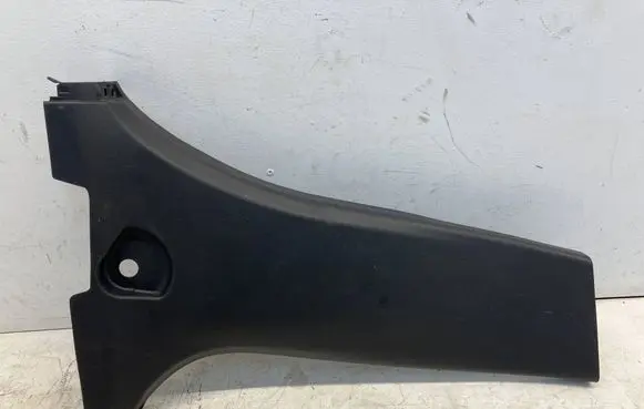 (B) pillar trim (bottom)