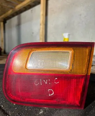 Honda Civic Tailgate rear/tail lights 0431132