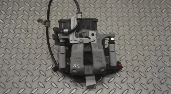 Tesla Model Y Rear brake caliper 228878100A 104462500B