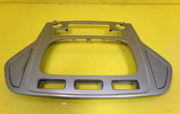 Dashboard trim