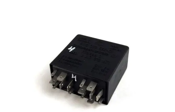 Audi A6 S6 C5 4B Other relay 4a0919471