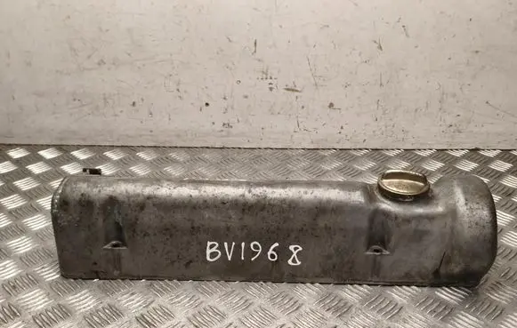Mercedes-Benz 250 280 W108 Rocker cam cover 1160161905