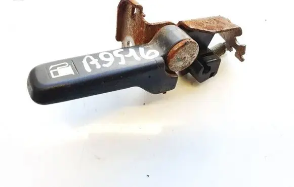 Nissan Primera Fuel tank opening switch 