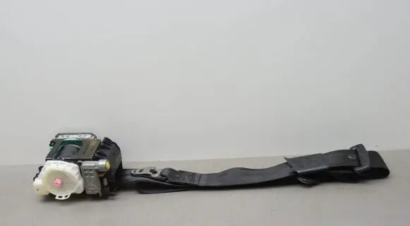 Audi A4 S4 B8 8K Front seatbelt 8K1857705J 8A0857732