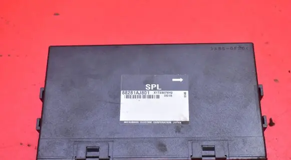Subaru Legacy Comfort/convenience module 88281AJ801