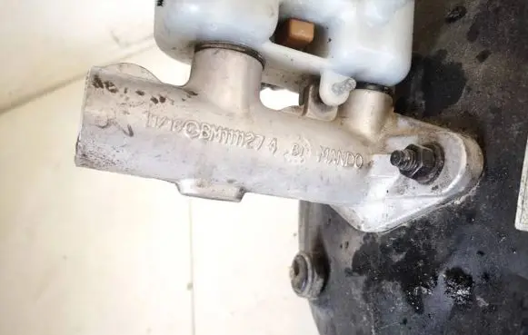 Hyundai Santa Fe Master brake cylinder bm1111274