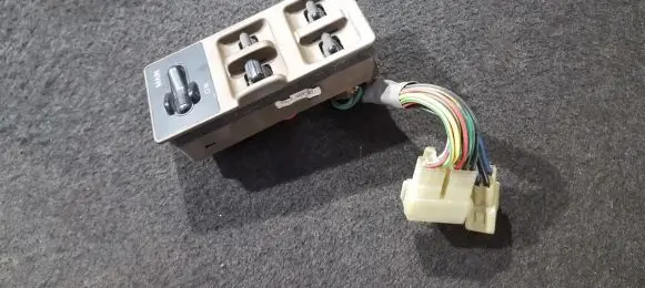 Honda Legend Electric window control switch