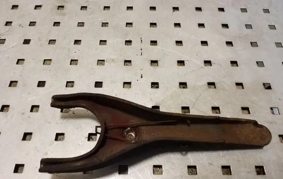 Toyota Yaris Verso Clutch release arm fork 