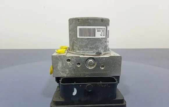 Hyundai i30 ABS Pump A6589-30900