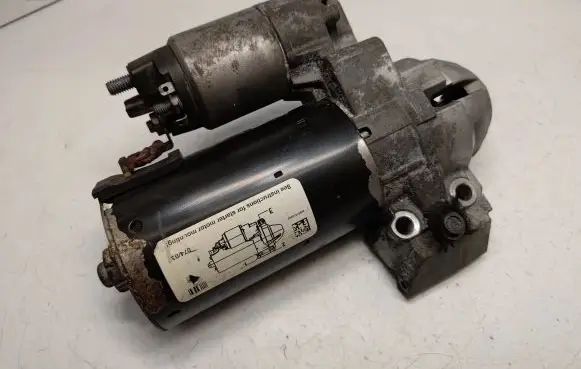 BMW 5 F10 F11 Starter motor 12418574102 0001148509