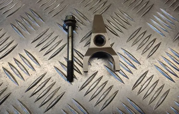 Fuel Injector clamp holder