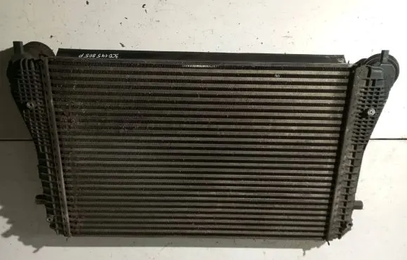 Volkswagen PASSAT B6 Intercooler radiator 3C0145805P