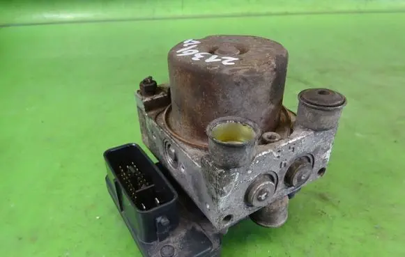Mitsubishi Lancer ABS Pump