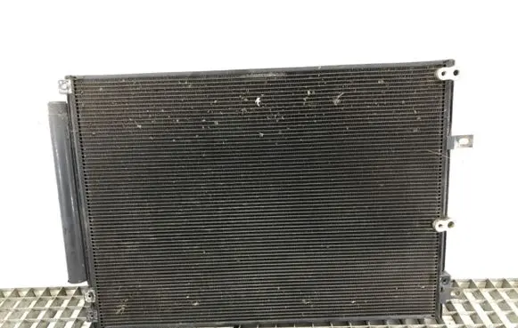 Jeep Cherokee Coolant radiator 52014775AB