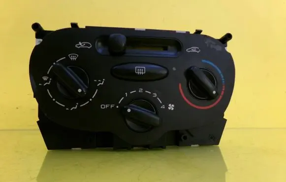 Peugeot 206 Interior fan control switch 64138