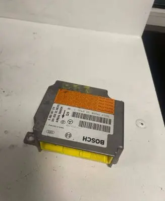 Mercedes-Benz E W210 Airbag control unit/module 0285001215 0018202226