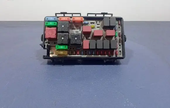 Fiat Punto (199) Fuse box set 51737884