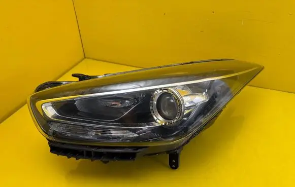 Hyundai i40 Headlight/headlamp 921013Z530