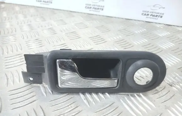 Volkswagen Golf IV Front door interior handle 1J0837113
