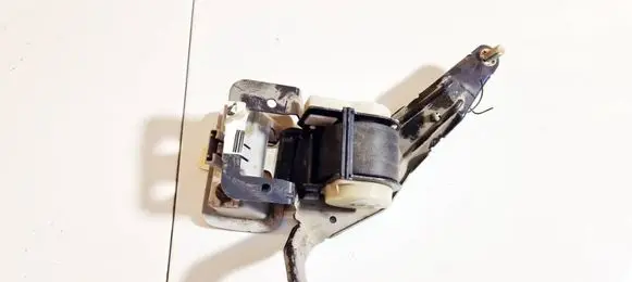 Mazda 5 Middle seatbelt (rear) 