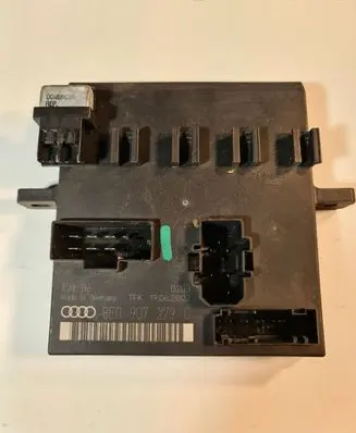 Audi A4 S4 B6 8E 8H Comfort/convenience module 8E0907279C