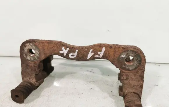 Land Rover Freelander Front Brake Caliper Pad/Carrier 