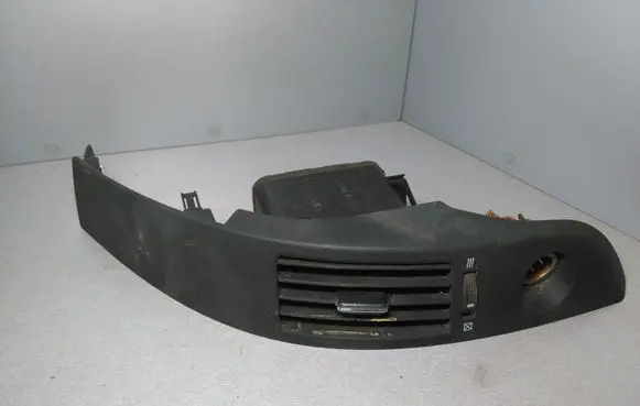 Toyota Corolla Verso AR10 Dash center air vent grill 5568064010 6556444010