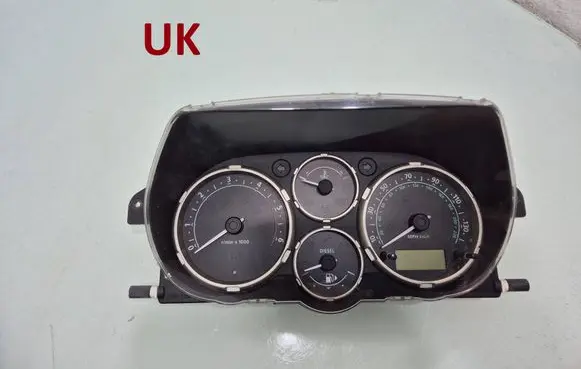 Land Rover Freelander Speedometer (instrument cluster) LR0018005 YAC501140