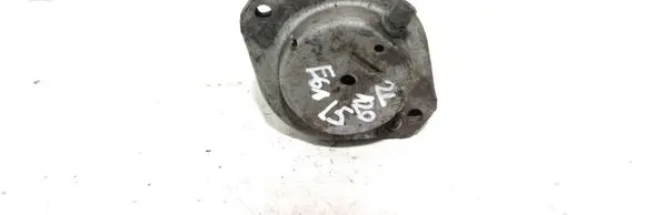 BMW 5 E60 E61 Engine mount bracket 676987401 15934612