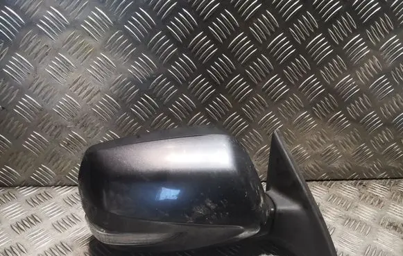 Front door electric wing mirror
