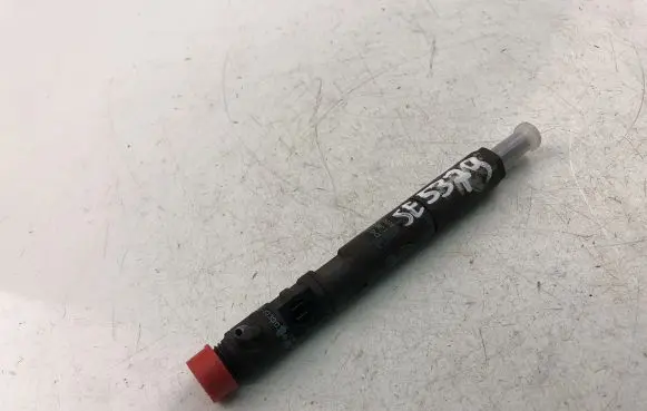 Ford Focus Fuel injector 2T1Q9F593AA