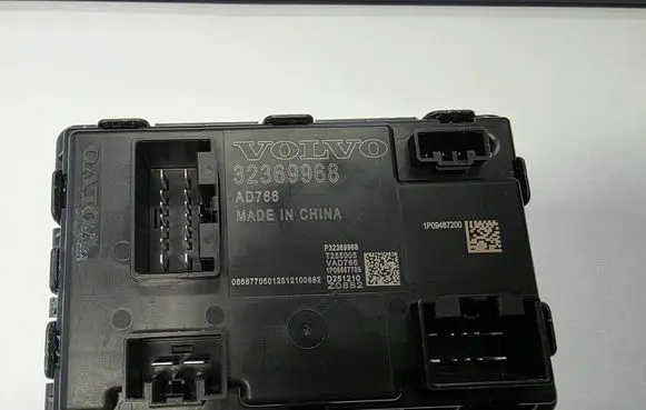 Volvo XC60 Tow bar relay SPEED32369968 32369968