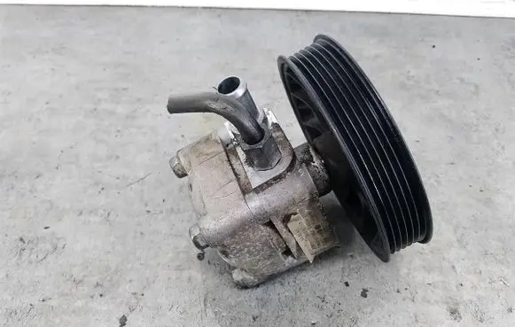 Volvo S80 Power steering pump 9485861