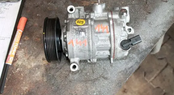 Volkswagen Eos Air conditioning (A/C) compressor (pump) VWT5T6CALIFORNIA
