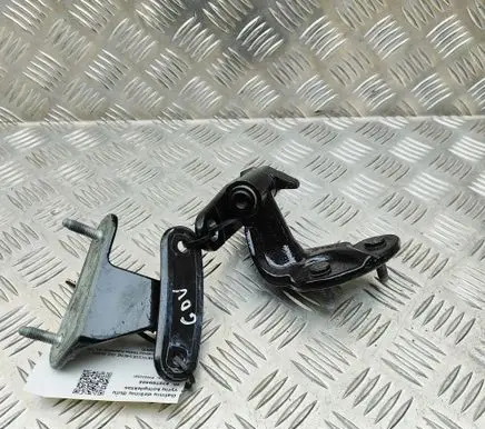 Mercedes-Benz GLE W167 Rear door hinge set A1677303210 A1677303410