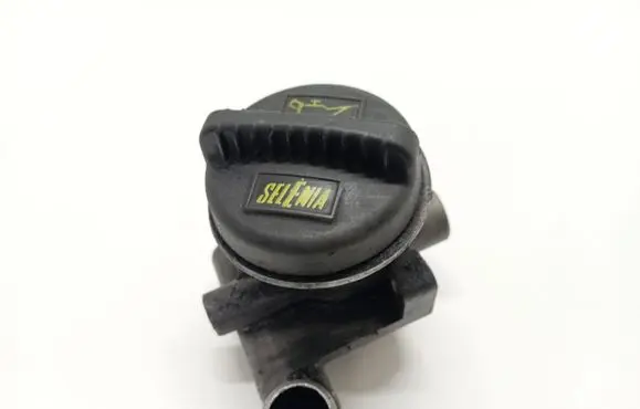 Lancia Thesis Oil filler cap 73503040