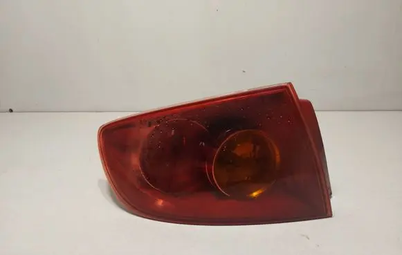 Mazda 3 I Rear/tail lights E110638 RS12 P2688