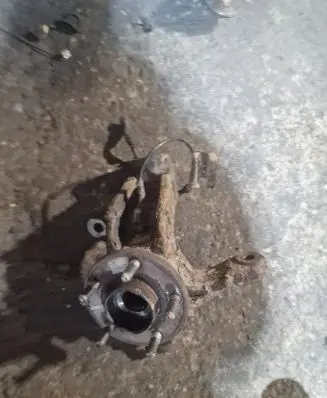 Ford Mondeo MK IV Front wheel hub